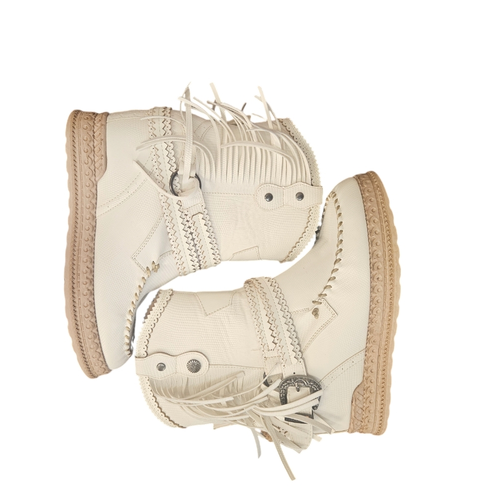 Fringe Boots